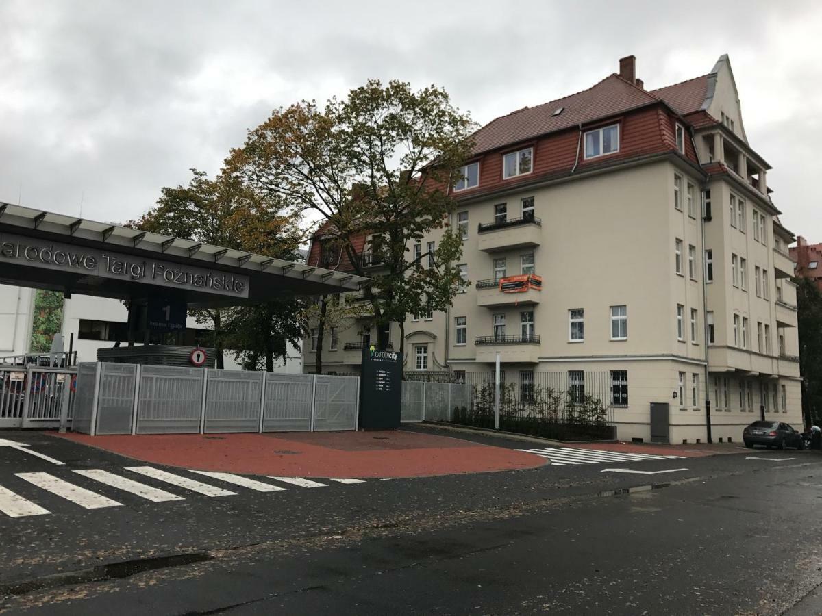 7 Rooms Mtp Poznań Kültér fotó