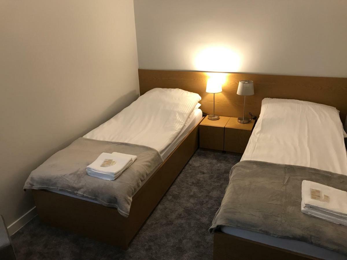 7 Rooms Mtp Poznań Kültér fotó