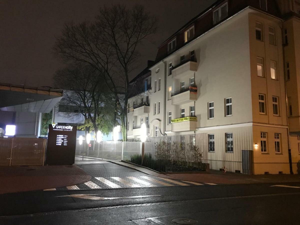 7 Rooms Mtp Poznań Kültér fotó